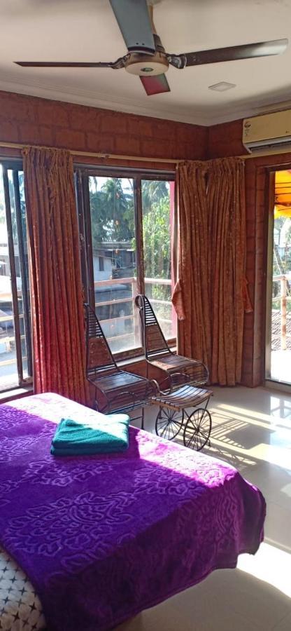 On Point Plaza Bed & Breakfast Murud  Bagian luar foto